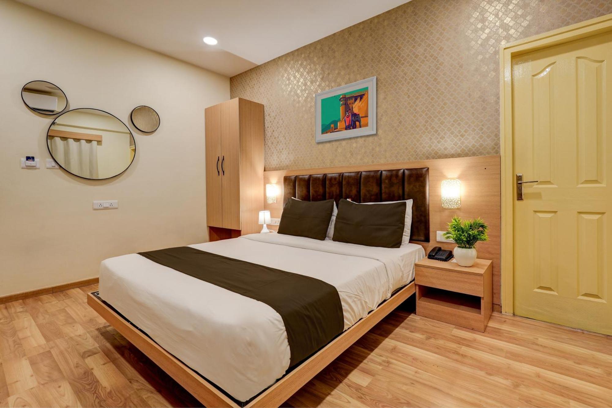 Townhouse 076 Hebbal Hotel Bangalore Eksteriør billede